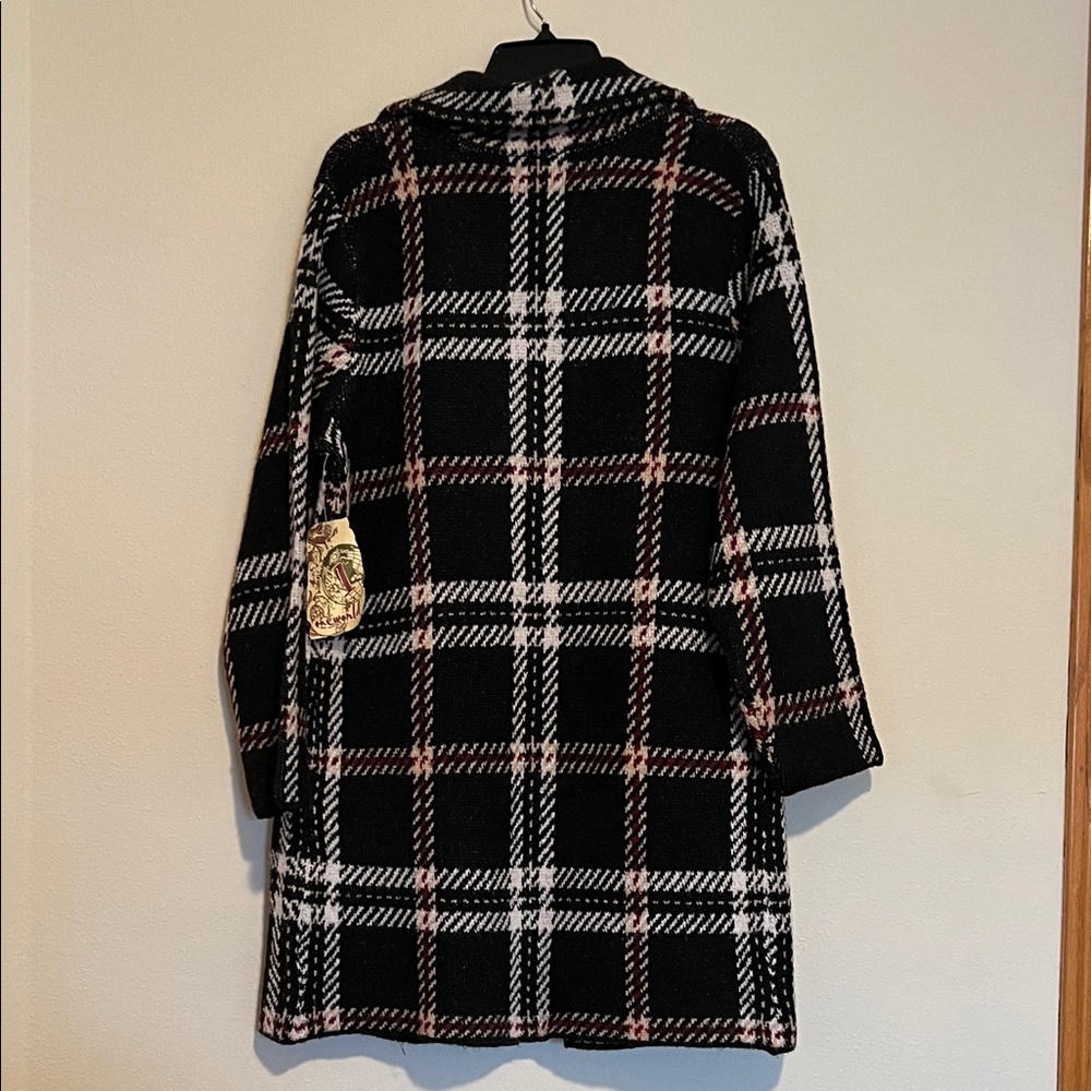 ONE WORLD Black and White Plaid Teddy Jacket - Picture 4 of 7